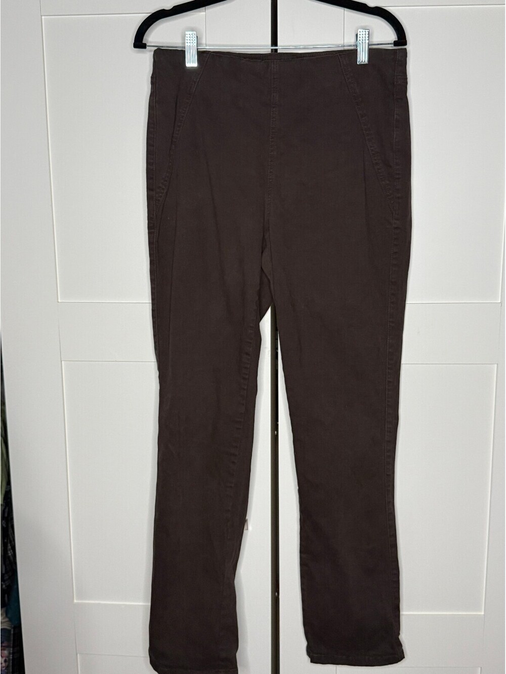Bandolino Tessa Tummy Women's Brown Pull-On Straight Leg Pants, Size 10